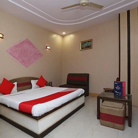 Sheel Gopal Vision Hotel Mathura Kültér fotó