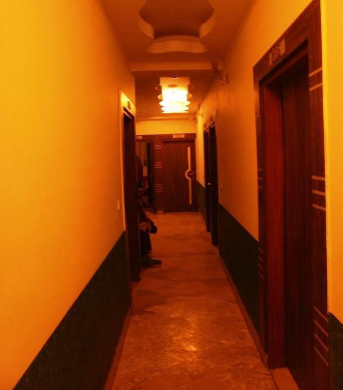 Sheel Gopal Vision Hotel Mathura Kültér fotó