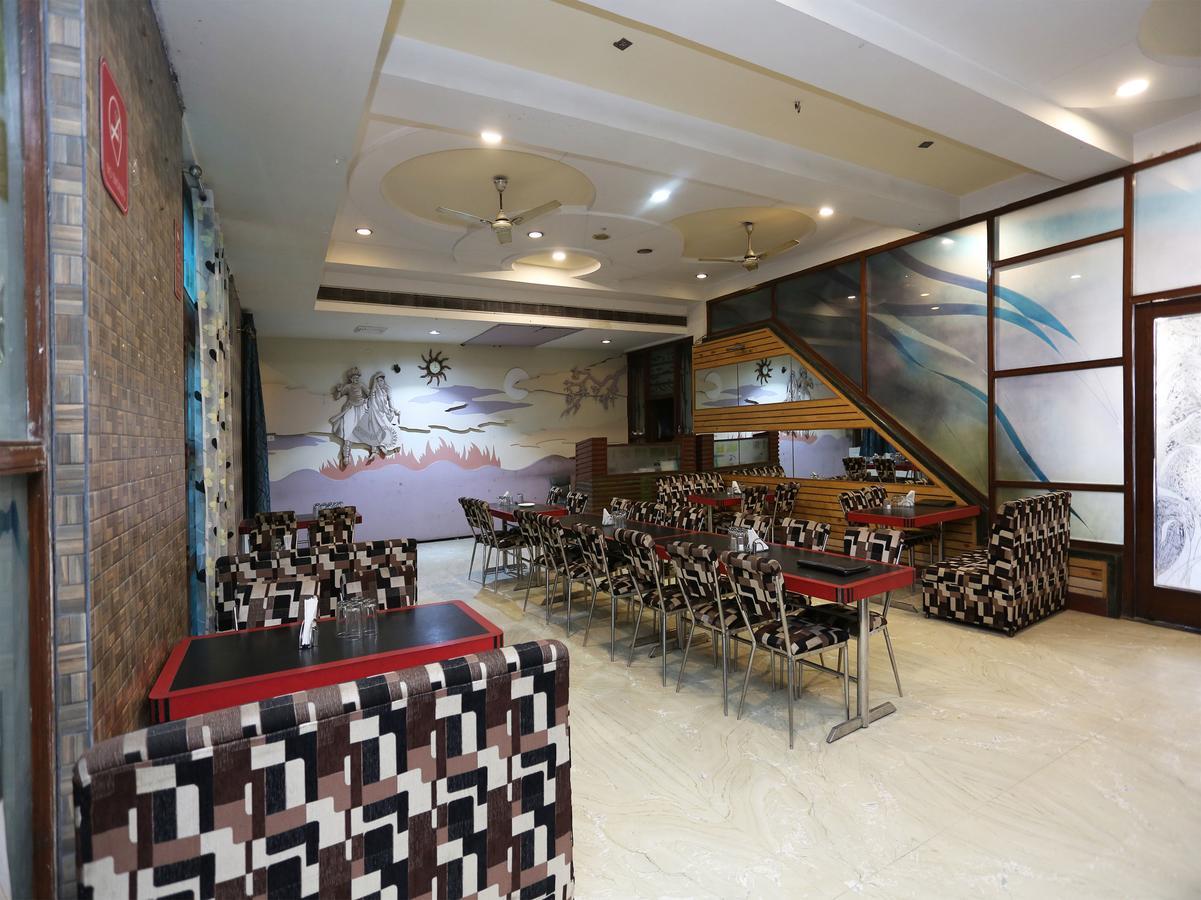 Sheel Gopal Vision Hotel Mathura Kültér fotó