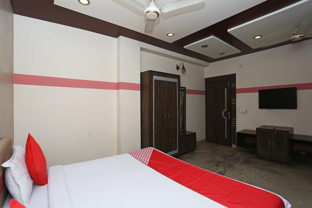 Sheel Gopal Vision Hotel Mathura Kültér fotó