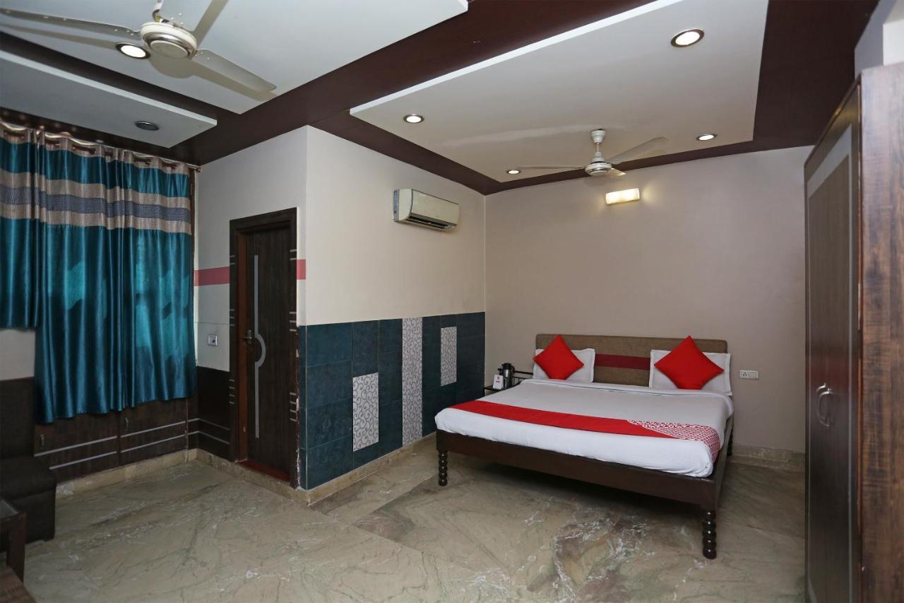 Sheel Gopal Vision Hotel Mathura Kültér fotó