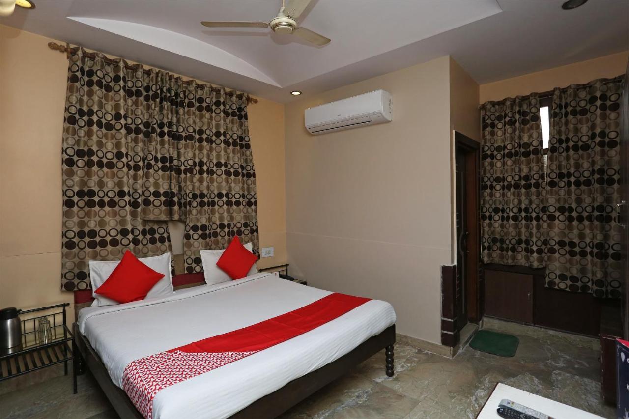 Sheel Gopal Vision Hotel Mathura Kültér fotó