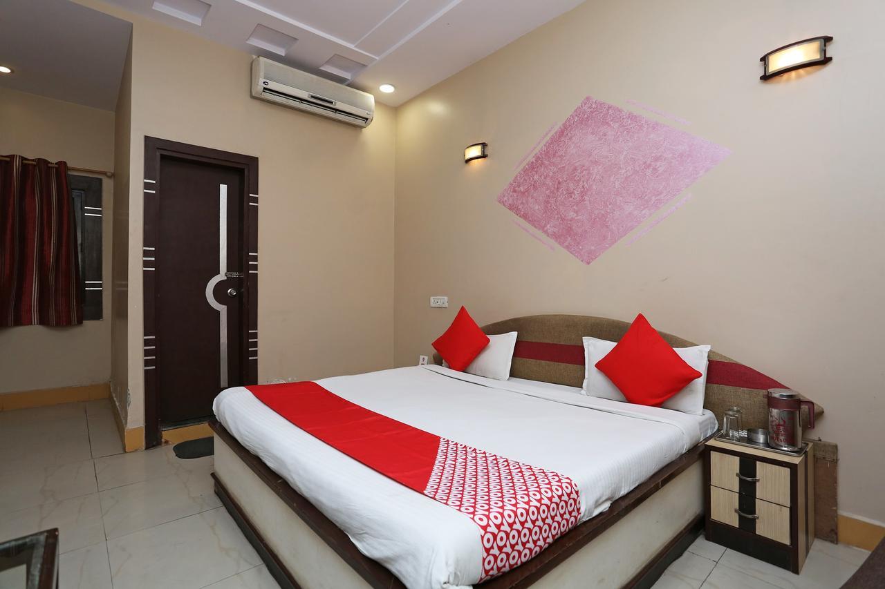 Sheel Gopal Vision Hotel Mathura Kültér fotó